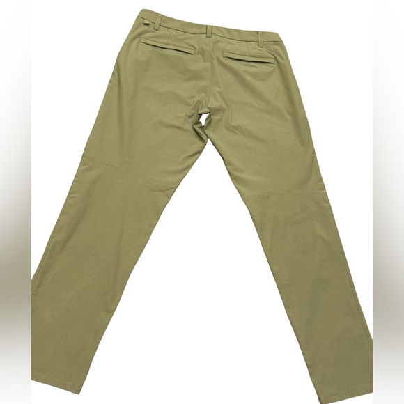 🌟 Lululemon Commission Classic-Fit Pant Warpstreme Khaki Men’s Size 34 (34x31) - Picture 12 of 16